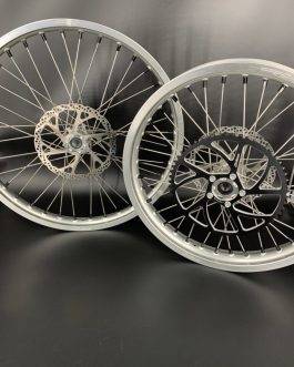 18/21 COMPLETE WHEEL SET